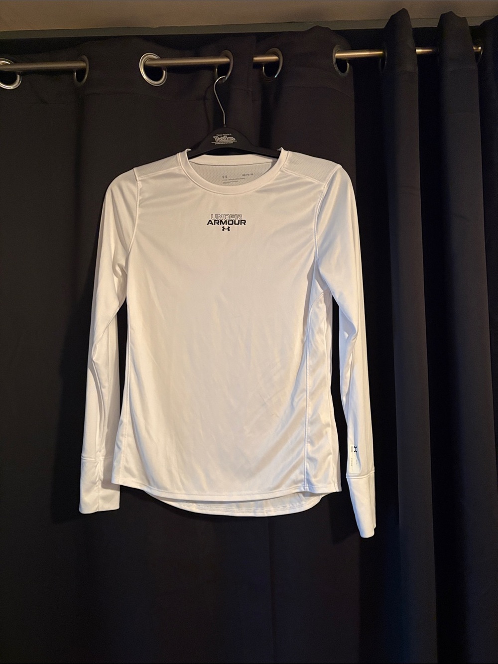 Under Armour White Long-Sleeve Crew Performance Tee